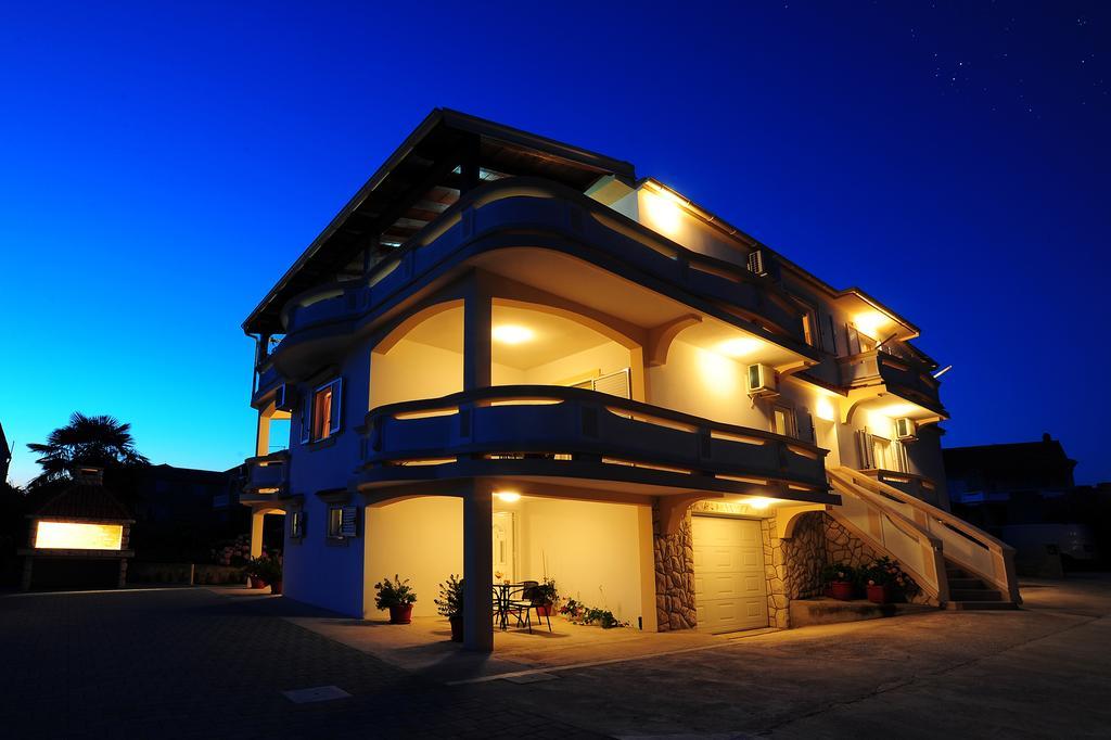 Apartments Ka - Ro Бибине Екстериор снимка